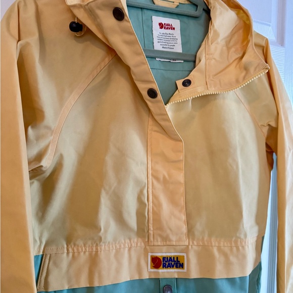 NWOT Pristine Fjällräven Vardag Anorak G-1000 XS ($200 new!!) - Picture 2 of 12